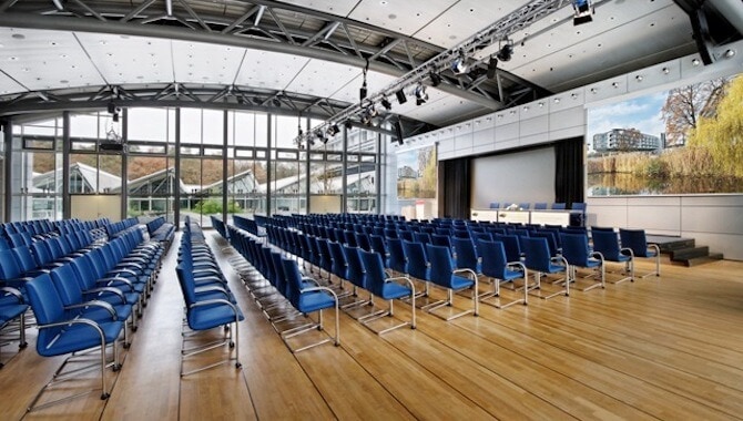 Kongress-Saal-in-Potsdam