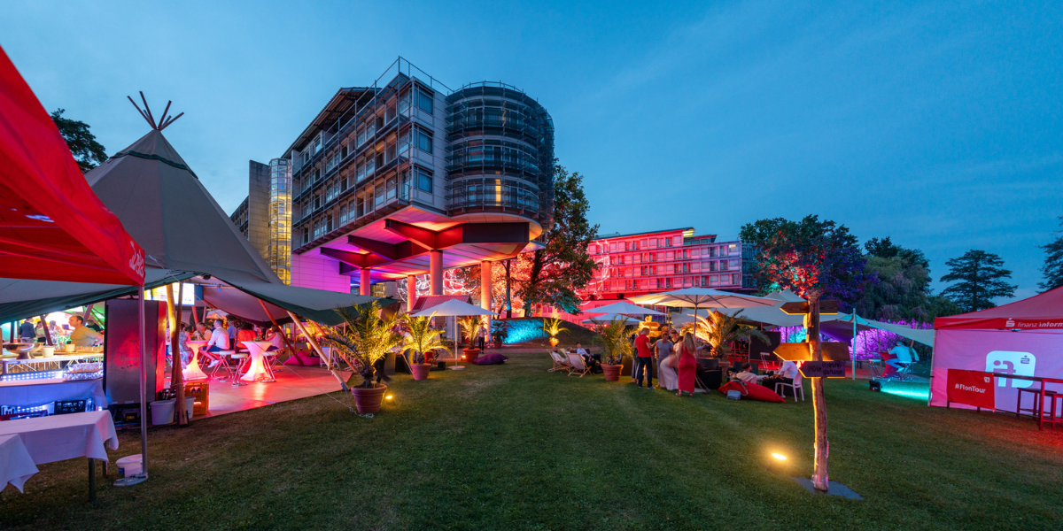 Eventgarten-Potsdam-mit-Tentipi-Zelt-670x380